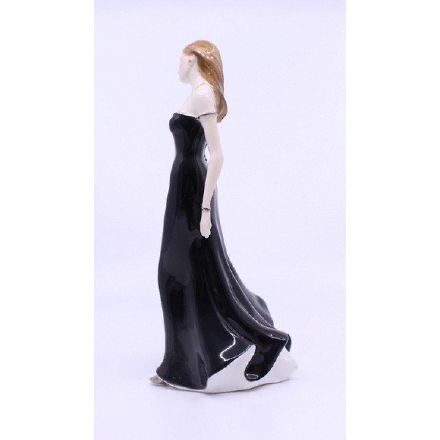 Royal Worcester Summer Romance Figurine Jill